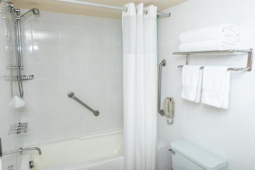 Ένα μπάνιο στο Casa Andina Premium Miraflores