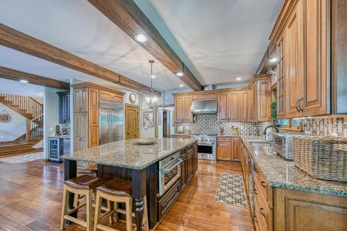 Dapur atau dapur kecil di Luxury Lake