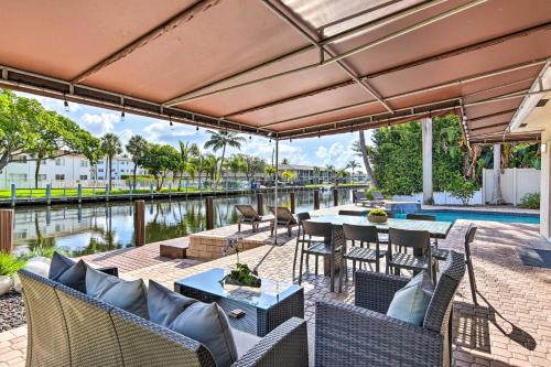 Φωτογραφία από το άλμπουμ του Pompano Beach Villa with Private Pool and Dock! σε Pompano Beach