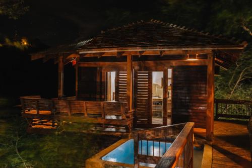 Πισίνα στο ή κοντά στο Aqua Oceanfront Hotel Resort