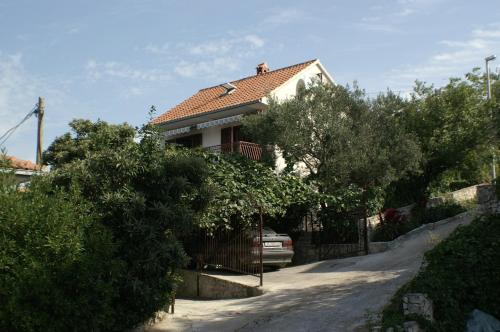 Fotografia z galérie ubytovania Seaside holiday house Mavarstica, Ciovo - 2788 v Trogiri