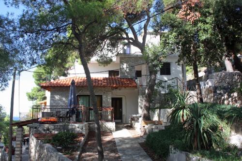 Fotografia z galérie ubytovania Apartments by the sea Jagodna, Hvar - 3249 v destinácii Jelsa