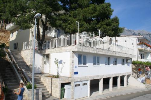 Fotografia z galérie ubytovania Apartments with a parking space Baska Voda, Makarska - 3059 v destinácii Baška Voda