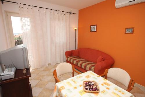 Apartments with a parking space Novalja, Pag - 3299