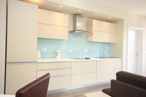 Apartments with parking space Rovinj - 3393