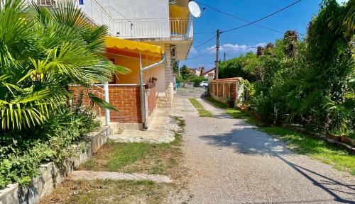 Terrace & free Parking – Photos 3