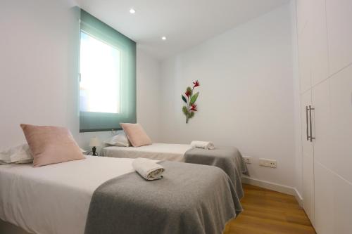 JUAN DE AUSTRIA Central Penthouse 4PAX