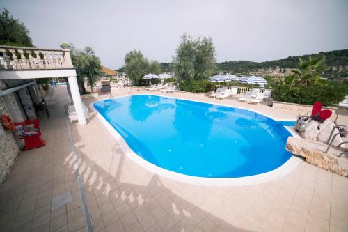Πισίνα στο ή κοντά στο Residence Il Falco