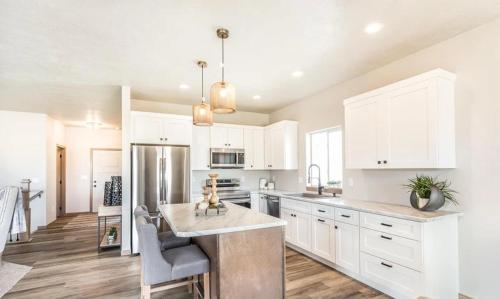 Thompson Airbnb – Photos 2
