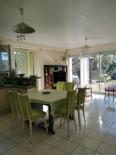 Appartement dans maison individuelle LE CAYLUS BAS