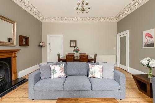 2 Bed Old Town Apartment - Next To Castle photo 16