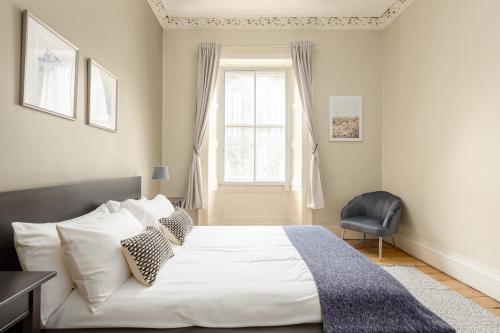 2 Bed Old Town Apartment - Next To Castle photo 7