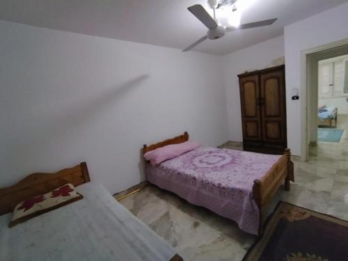 Katil atau katil-katil dalam bilik di Nice Chalet north coast , Kilo 59, Riviera resort