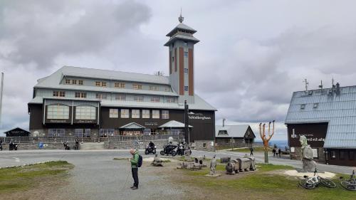 アパートメントが所在する建物