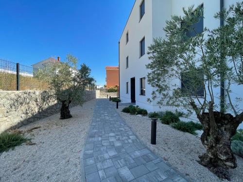 Lux Nanea Apartment by Oliveglia