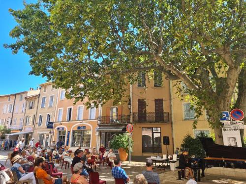 Fotografia z galérie ubytovania Les Oliviers du Coquillon v destinácii Buis-les-Baronnies