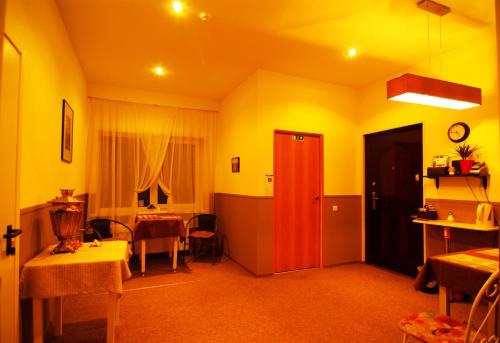 Gallery image of Motel Golden Fox in Zeļčava