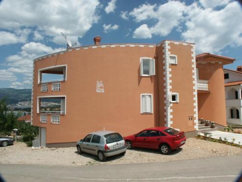 Zdjęcie z galerii obiektu Apartments with a parking space Silo, Krk - 3027 w mieście Šilo