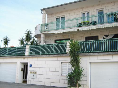 Fotografia z galérie ubytovania Apartments by the sea Mastrinka, Ciovo - 4649 v Trogiri