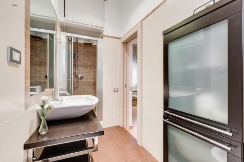 Kúpeľňa v ubytovaní Cosy 1 Bed Flat close to Vatican