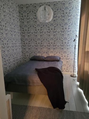Легло или легла в стая в Hietman vierastalon sininen huone