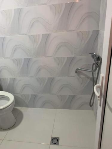 Ein Badezimmer in der Unterkunft Guest house Mzia