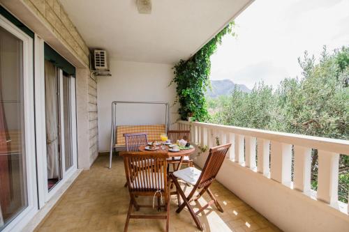 Balkón nebo terasa v ubytování Apartments with parking spaces Duce, Omis - 2773