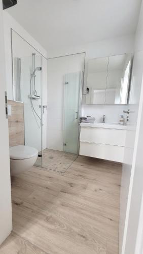 Ένα μπάνιο στο Ring Apartment am Nürburgring