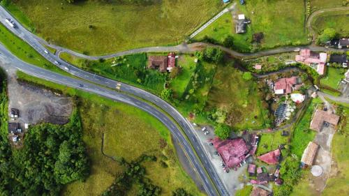 an overhead view of a road with a highway at Finca Campestre La Adelita B&B in Salento