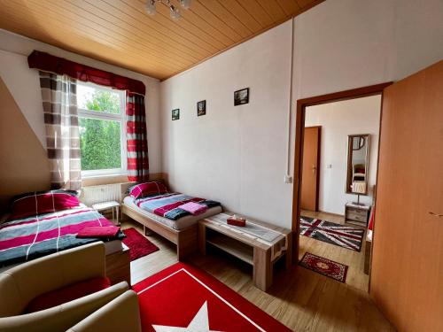 Posteľ alebo postele v izbe v ubytovaní Abdalla Apartments