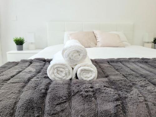 Apartment PALMA - Central & Cozy with Free Private Parking