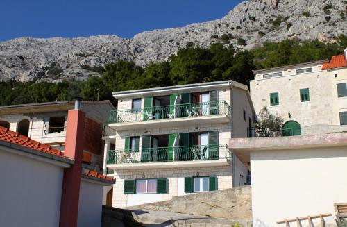 Fotografia z galérie ubytovania Apartments with a parking space Mimice, Omis - 5251 v Mimiciach