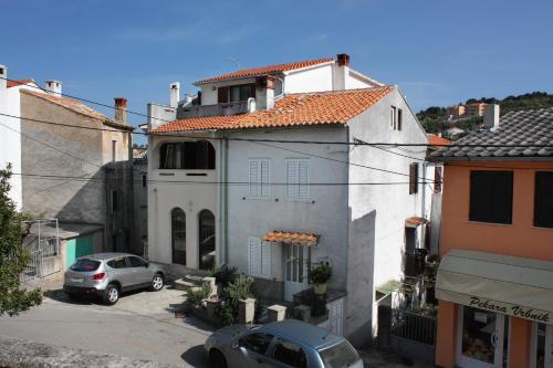 Double Room Vrbnik 5302b – Photos 2