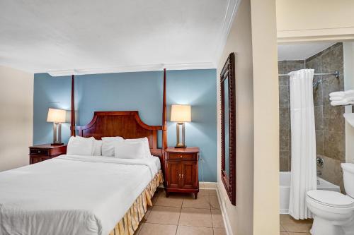 Ванная комната в Fort Lauderdale Grand Hotel