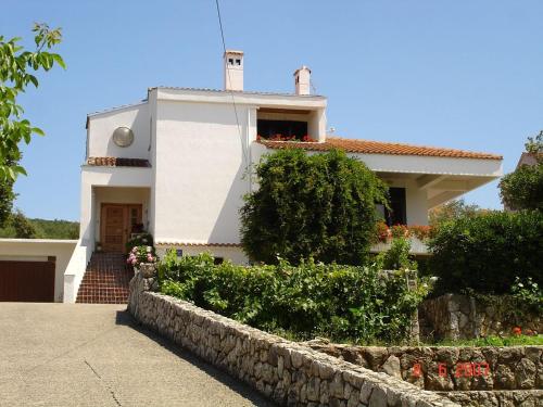 Apartments with parking space Punat, Krk - 5428