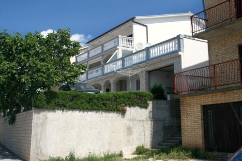 Family-friendly apartments with swimming pool Crikvenica - 5489