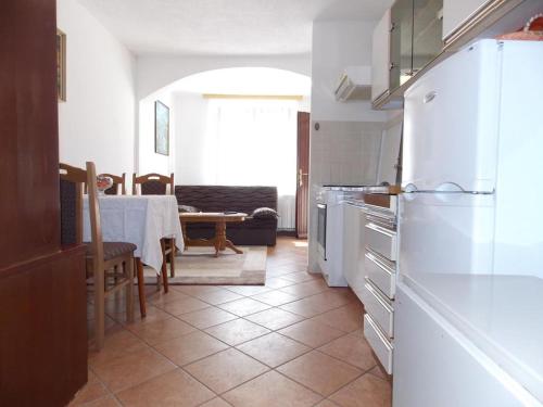 Apartment Malinska 5353e