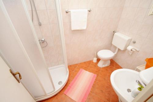 Koupelna v ubytování Apartment Novi Vinodolski 5587c