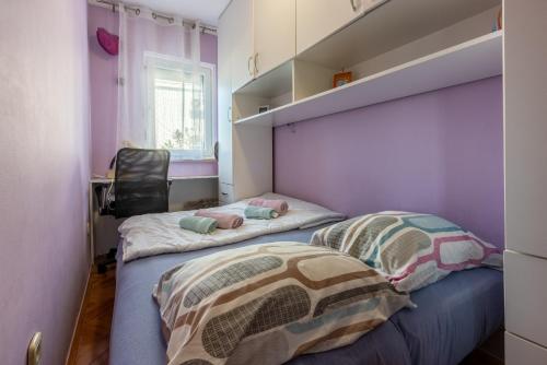 Apartments with parking space Crikvenica - 5595