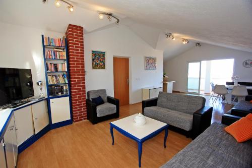 Apartment Supetar 5662b