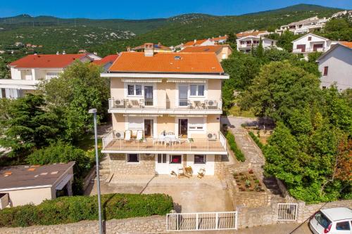 Apartment Klenovica 5575c – Photos 3