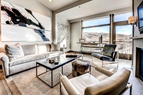 551 Riverfront Resort Spa – Photos 5