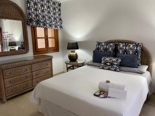 Ένα ή περισσότερα κρεβάτια σε δωμάτιο στο Villa Cana