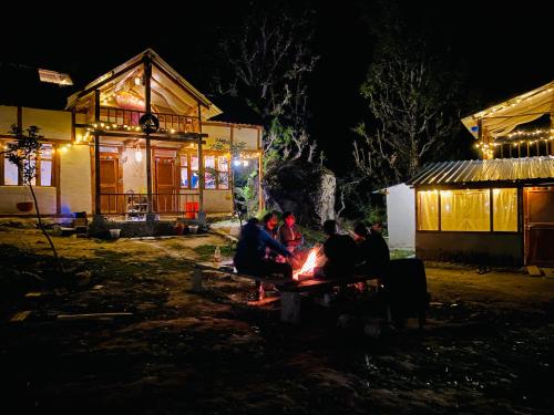 Fotografie z fotogalerie ubytování Zevibes Cafe & Homestay v destinaci Kalgha