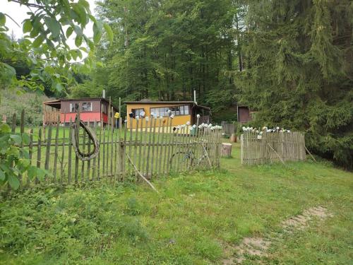 Fotografia z galérie ubytovania Chata Štěpánka u řeky Sázavy v destinácii Ledeč nad Sázavou