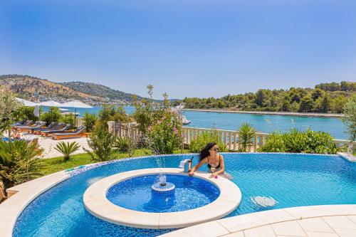 Apart otel yakınında doğal manzara