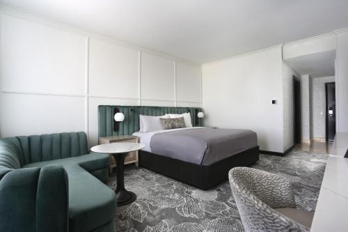 InterContinental Buckhead Atlanta, an IHG Hotel Image