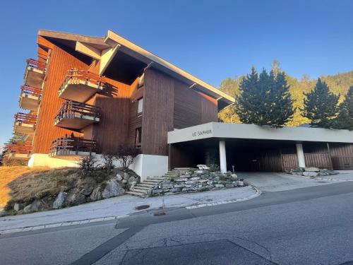 Photo de la galerie de l'établissement Appartamento ai piedi delle piste da sci, à Anzère