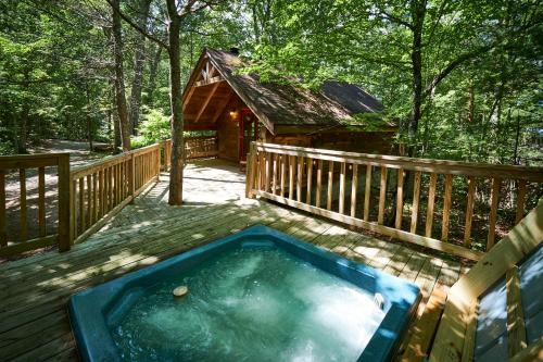 Gatlinburg Area Hottub Cabin - Ladyslipper photo 29