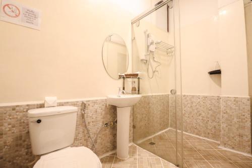 Ένα μπάνιο στο Ananta Hotel Luangprabang